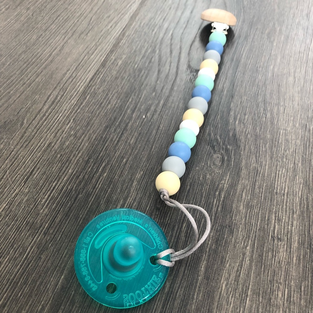 Pacifier Clip - Picture 4 of 4